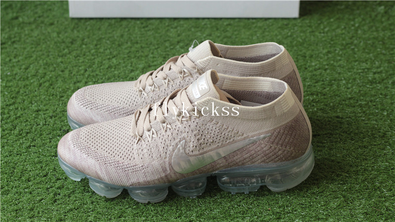 Nike Air VaporMax Flyknit String Chrome